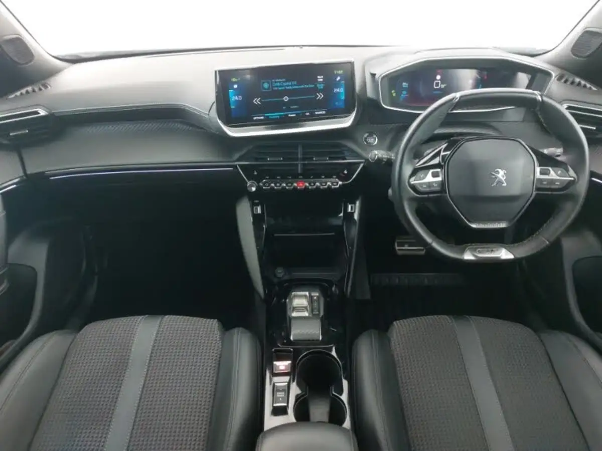 2021-peugeot-2008-suv-e-gt-big-2