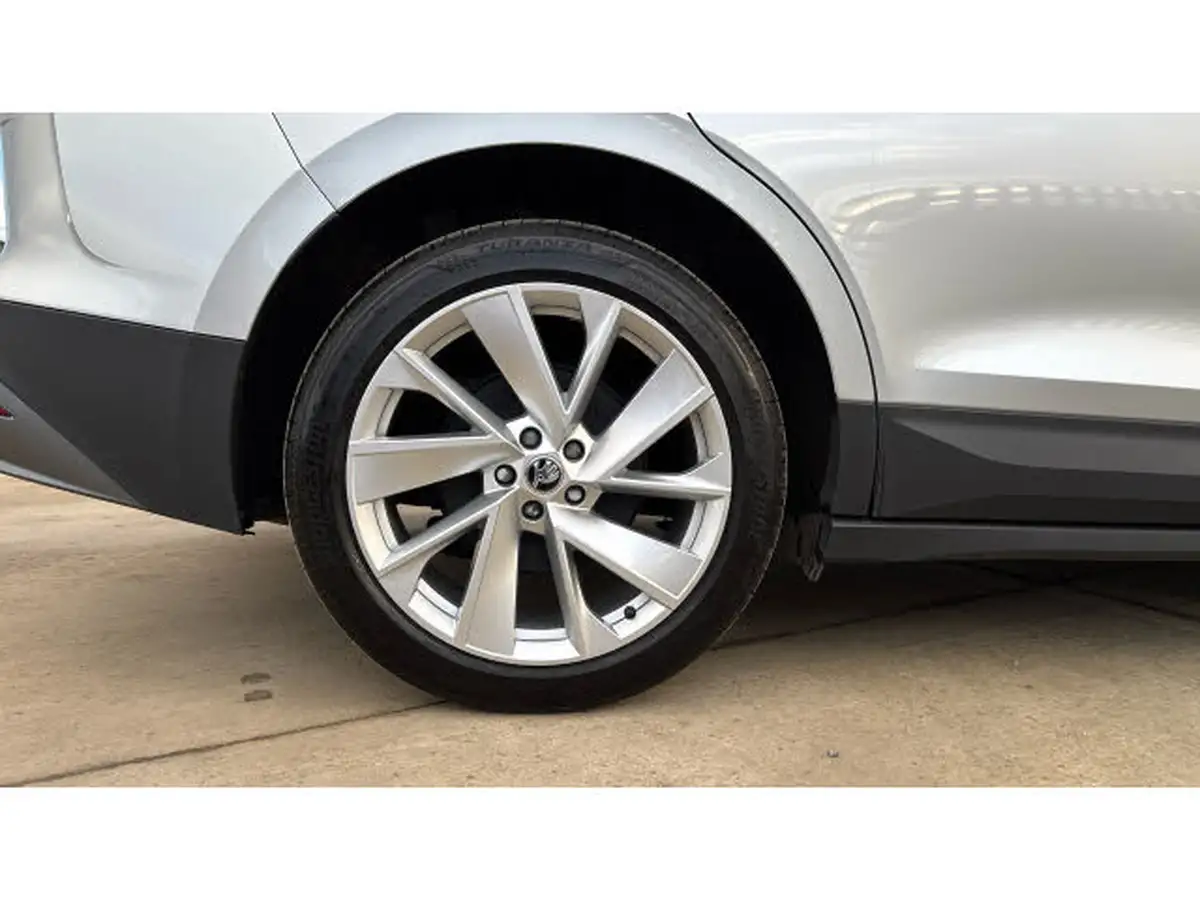 2023-skoda-enyaq-e-85-edition-station-wagon-big-4