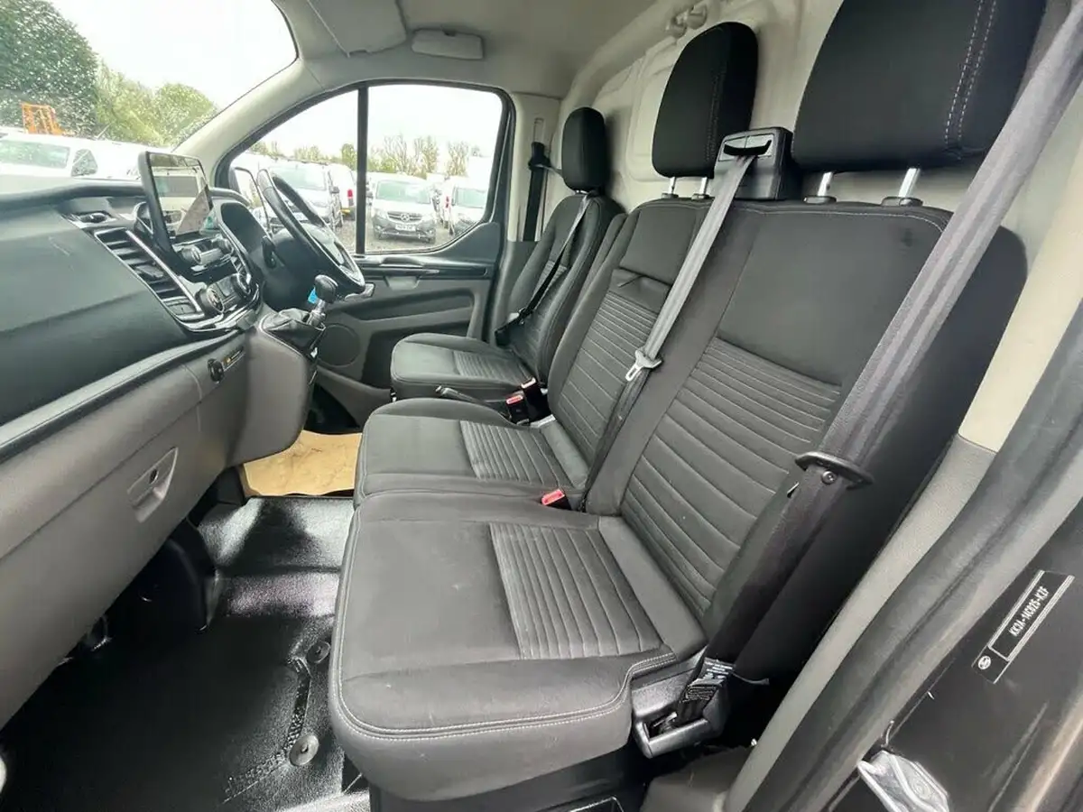 2021-ford-transit-custom-20tdci-300-l1h1-limited-130pseu6dt-panel-van-big-12