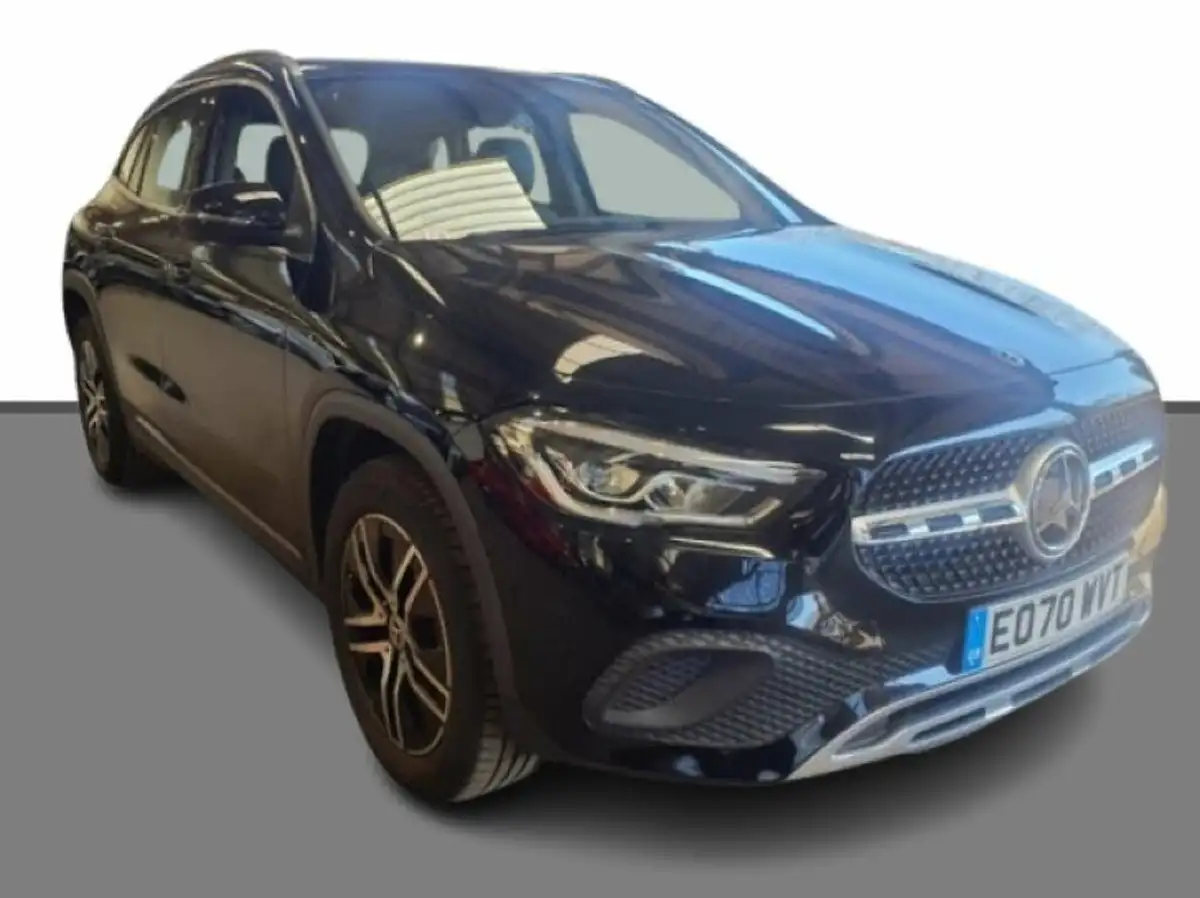 2020-mercedes-benz-gla-class-13-gla-200-sport-big-0