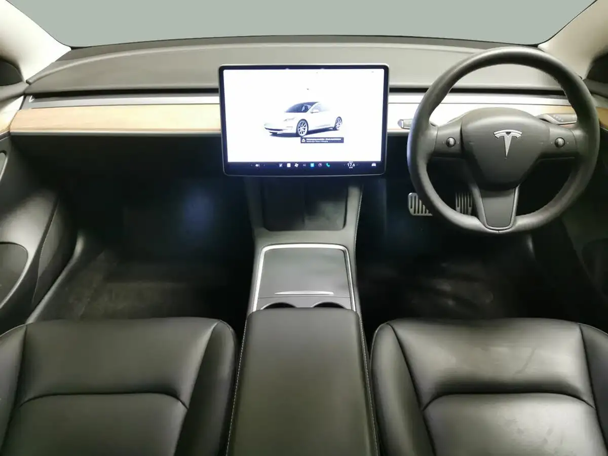 2022-tesla-model-3-e-long-range-big-1