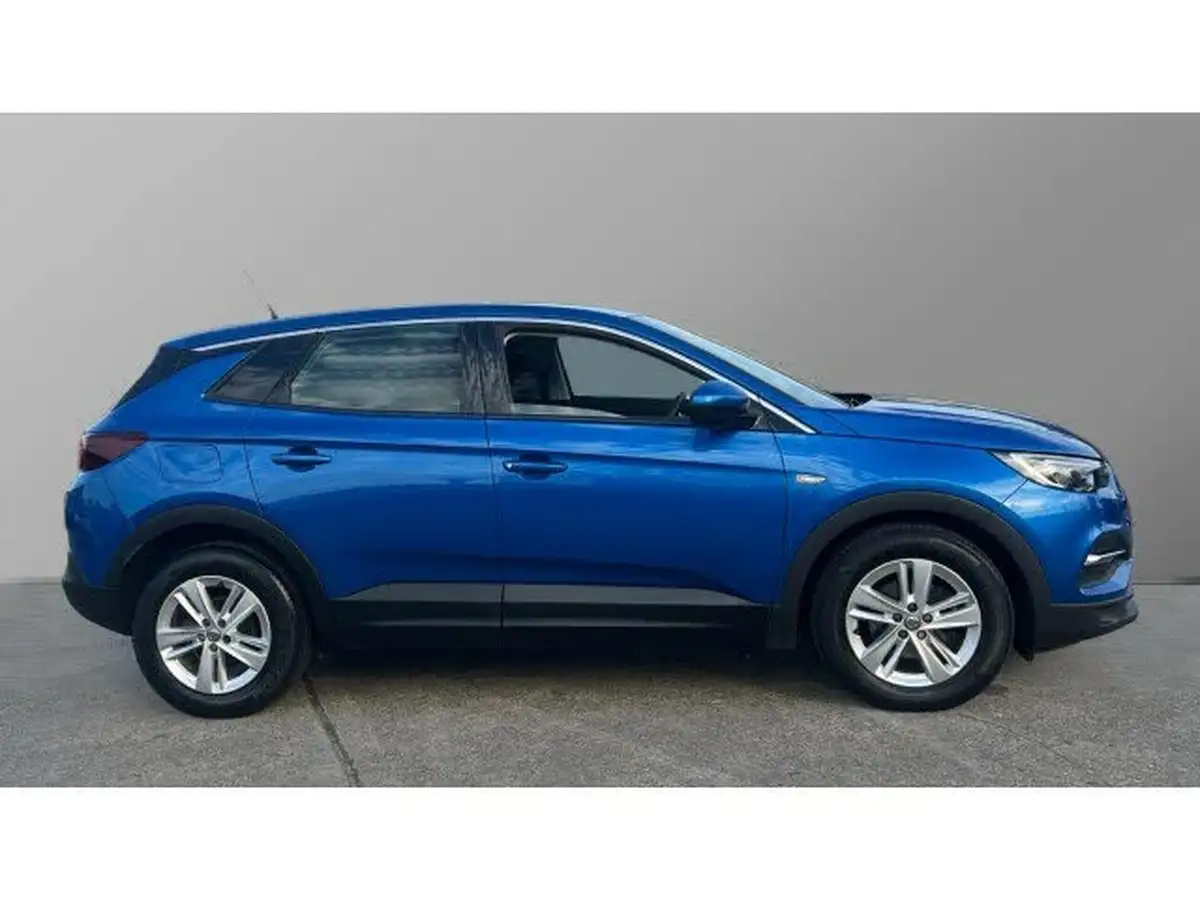 2020-vauxhall-grandland-x-12-se-premium-auto-big-4