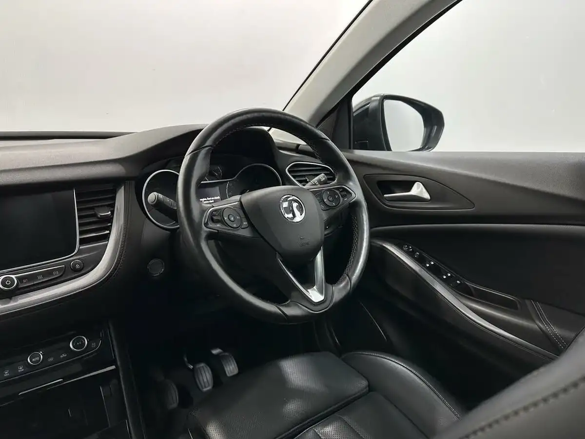 2019-vauxhall-grandland-x-15td-elite-nav-ss-blueinjection-big-9