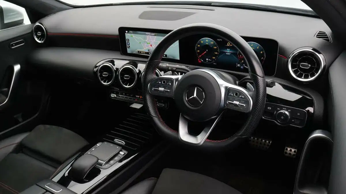 2020-mercedes-benz-a-class-13-a180-amg-line-executive-hatchback-5d-7g-dct-big-9