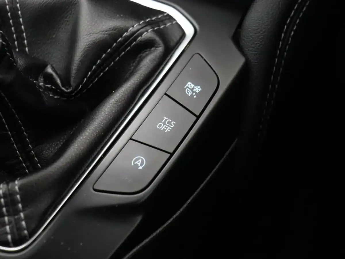 2021-ford-focus-10t-titanium-x-edition-155ps-hybrid-mhev-hatchback-big-21