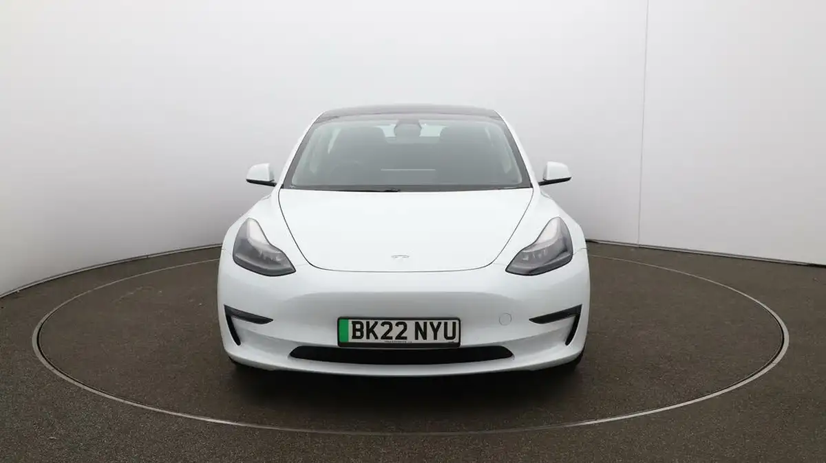 2022-tesla-model-3-e-long-range-big-2