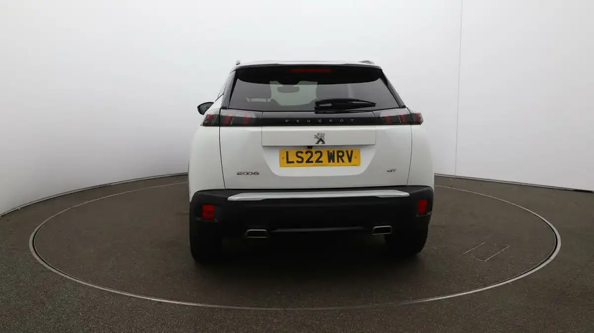 2022-peugeot-2008-suv-12-puretech-gt-big-51