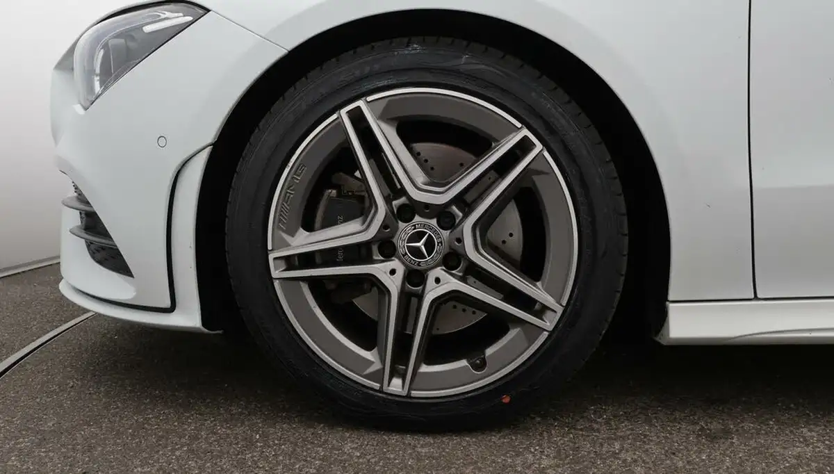 2022-mercedes-benz-cla-13-cla-200-amg-line-coupe-4d-big-18