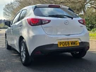 2018-mazda-mazda2-15-se-small-3