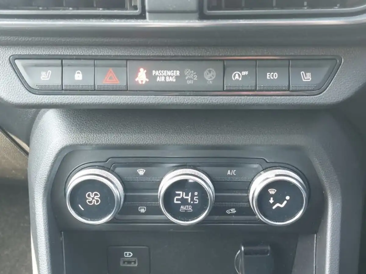 2022-dacia-sandero-stepway-10-tce-prestige-90bhp-big-15
