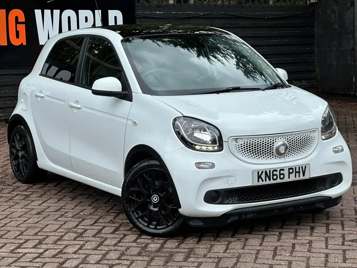 2016-smart-forfour-09-edition-white-big-1