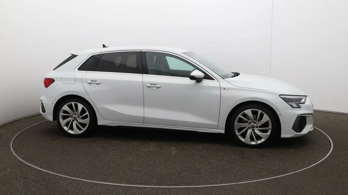 2020-audi-a3-20-30-tdi-sportback-5d-big-40
