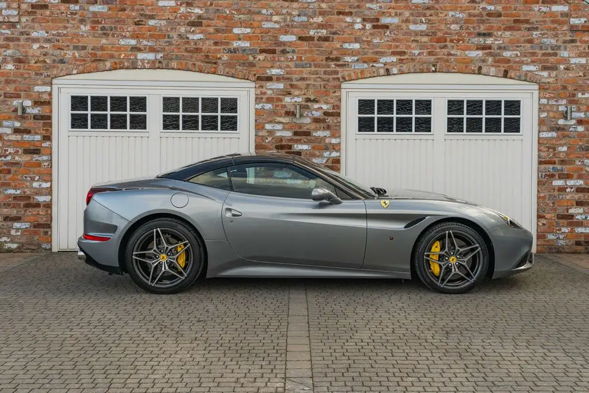 2016-ferrari-california-39-t-big-26