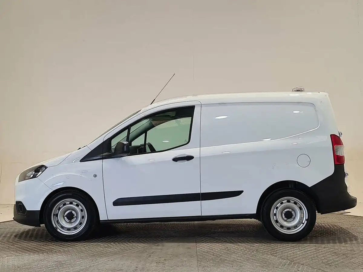 2020-ford-transit-courier-15tdci-leader-75ps-eu6dt-panel-van-big-8