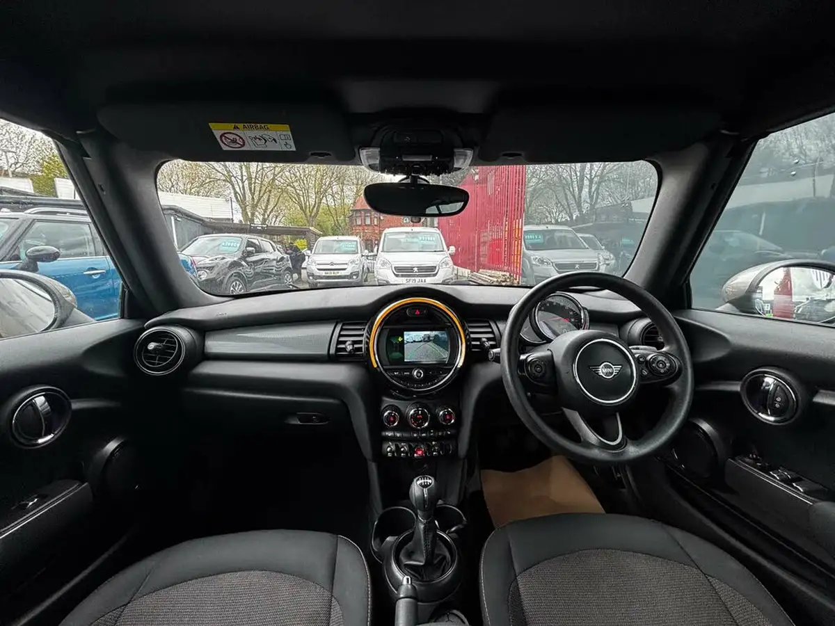 2018-mini-cooper-15-cooper-classic-ss-convertible-2d-big-35