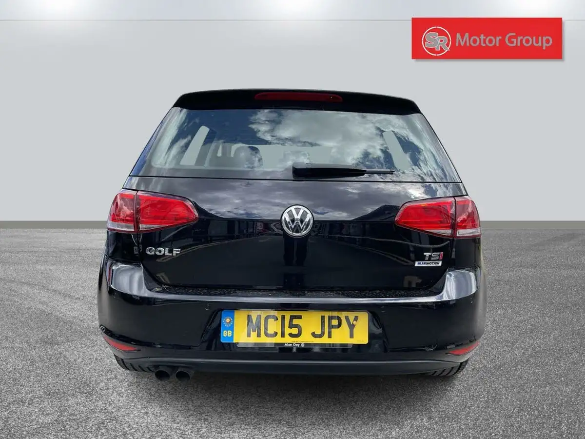 2015-volkswagen-golf-14-match-5d-big-8