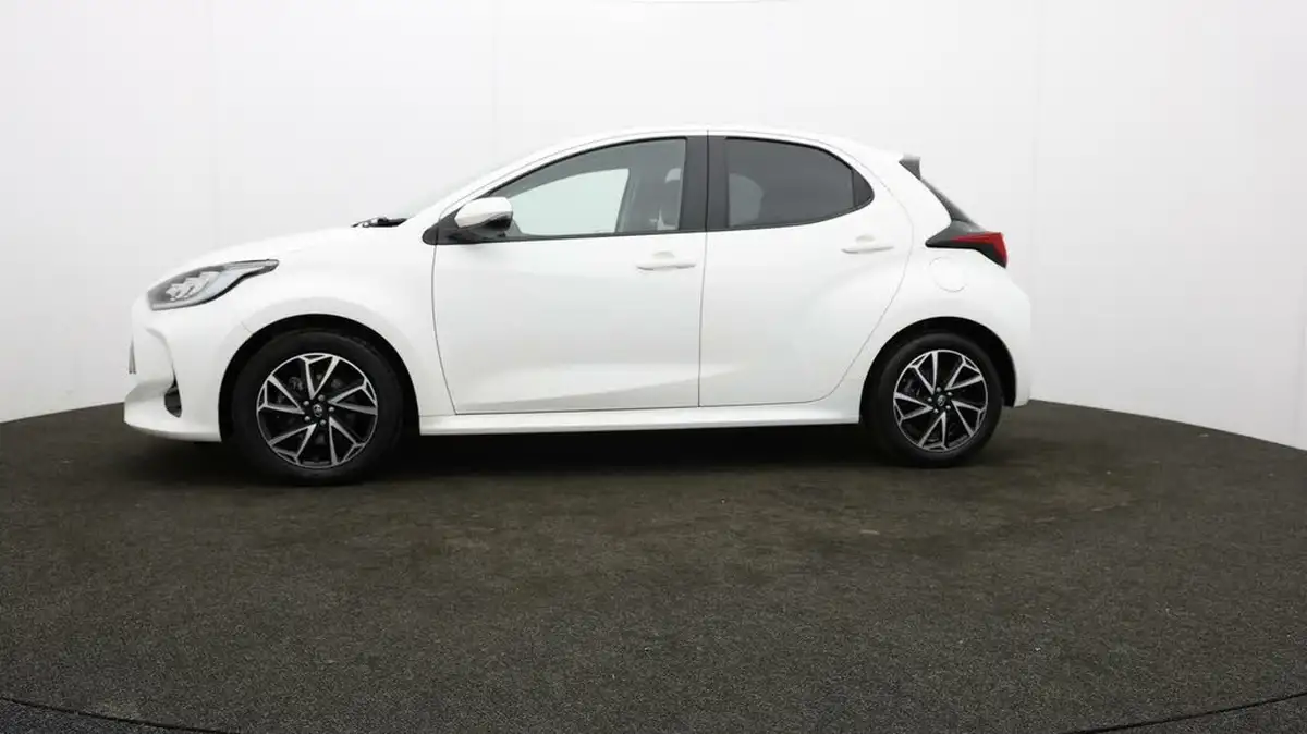 2022-toyota-yaris-15-vvt-i-design-big-59