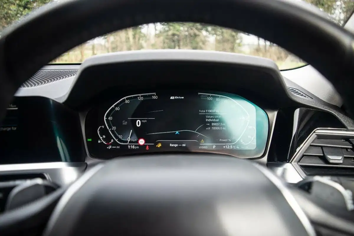 2021-bmw-3-series-20-330e-se-pro-touring-5d-big-13