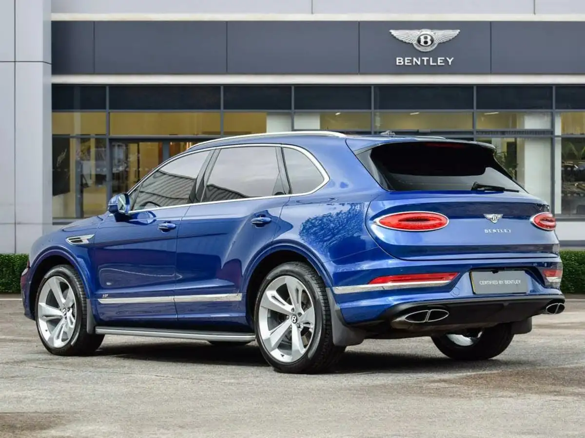2022-bentley-bentayga-40-v8-big-2