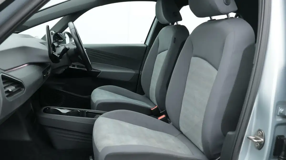 2020-volkswagen-id3-e-life-big-14