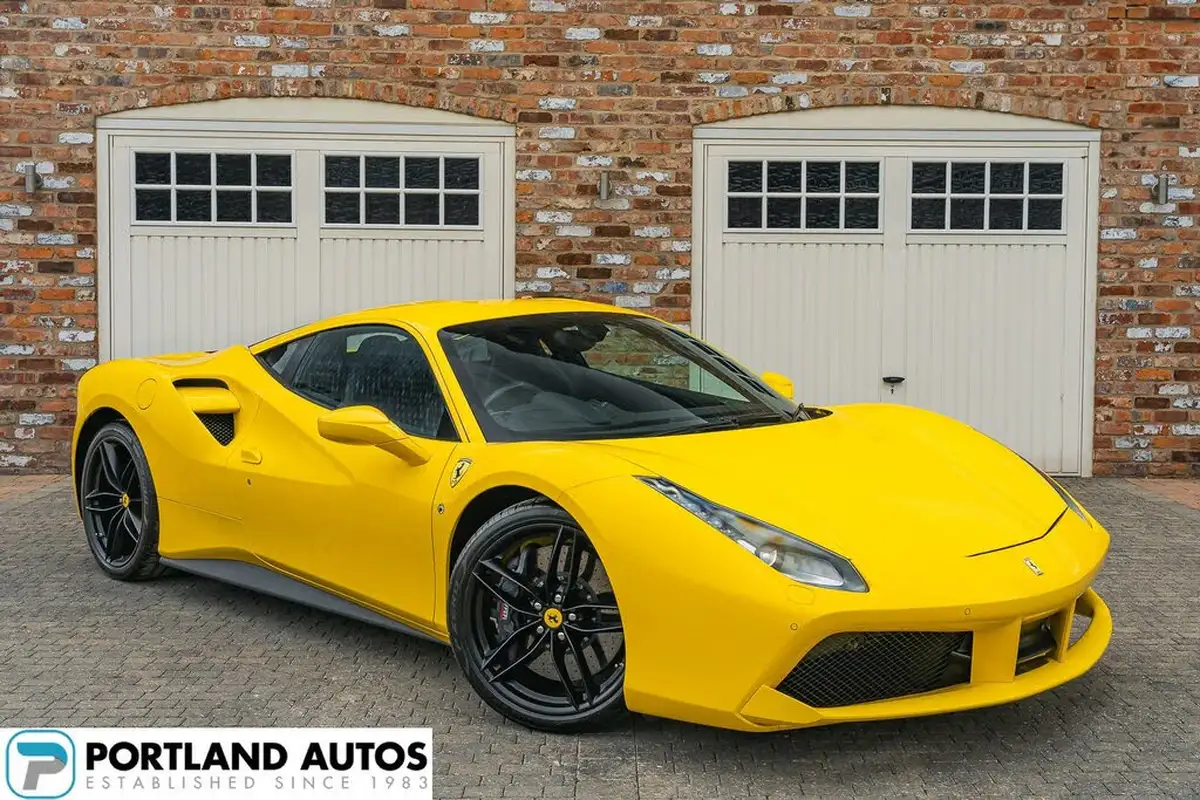 2018-ferrari-488-39-488-gtb-big-0