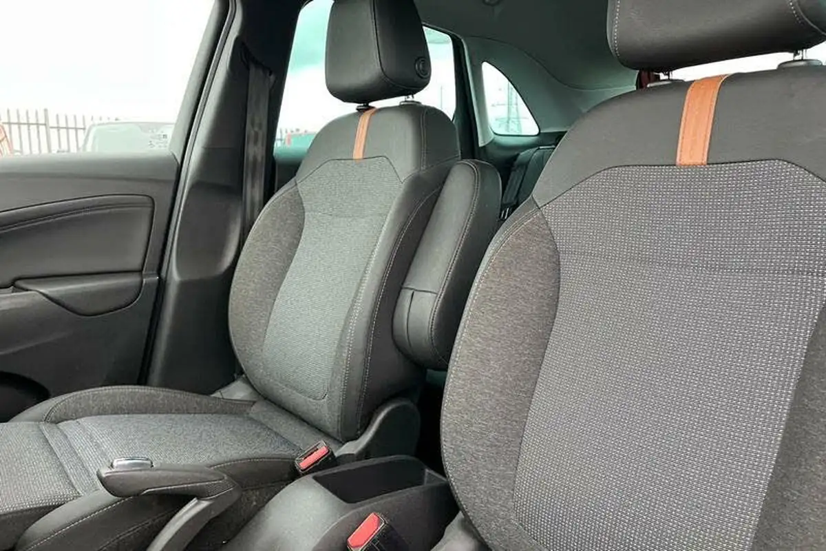 2021-vauxhall-crossland-12-elite-nav-130ps-big-18