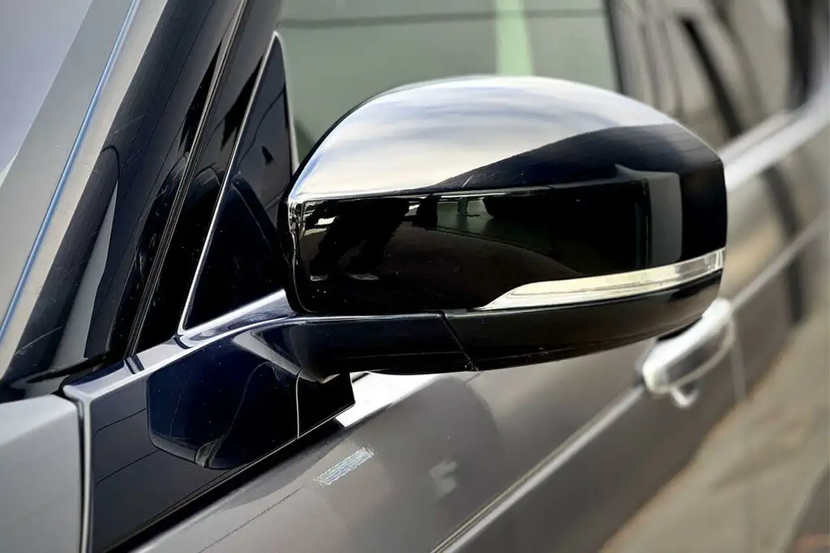 2020-land-rover-discovery-30-sd6-hse-luxury-big-16