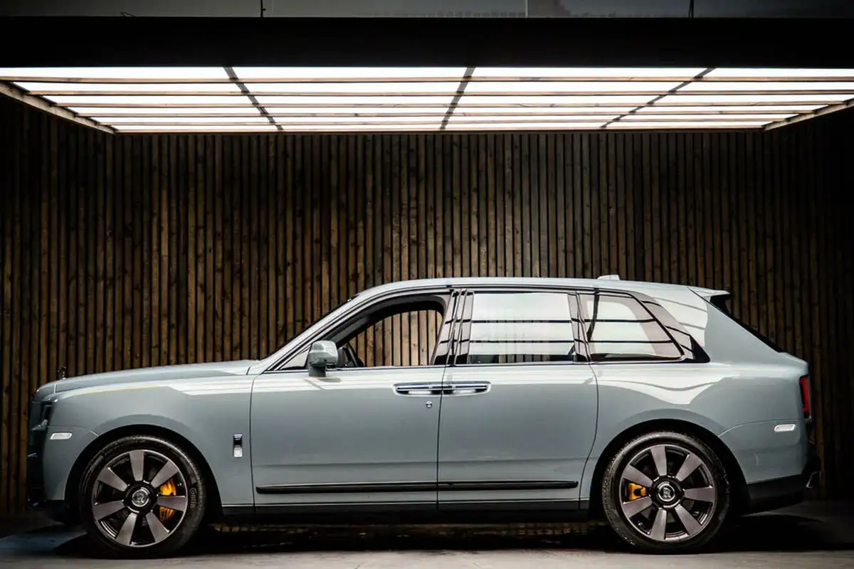 2024-rolls-royce-cullinan-675-big-6