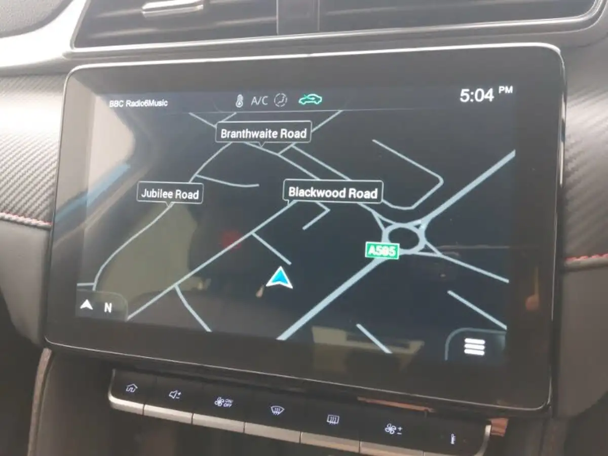 2024-mg-zs-suv-15-vti-tech-exclusive-big-16