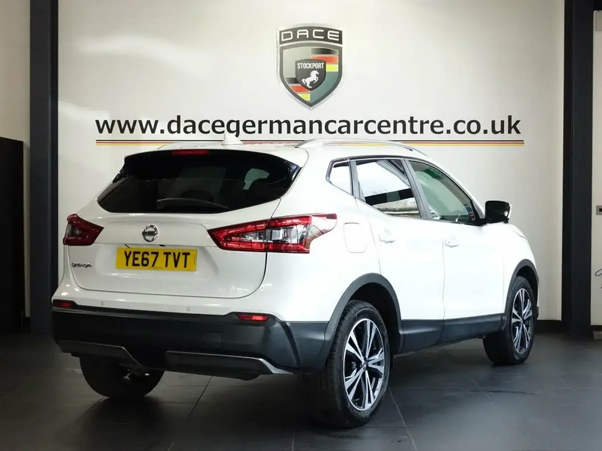2017-nissan-qashqai-12-dig-t-n-connecta-big-8