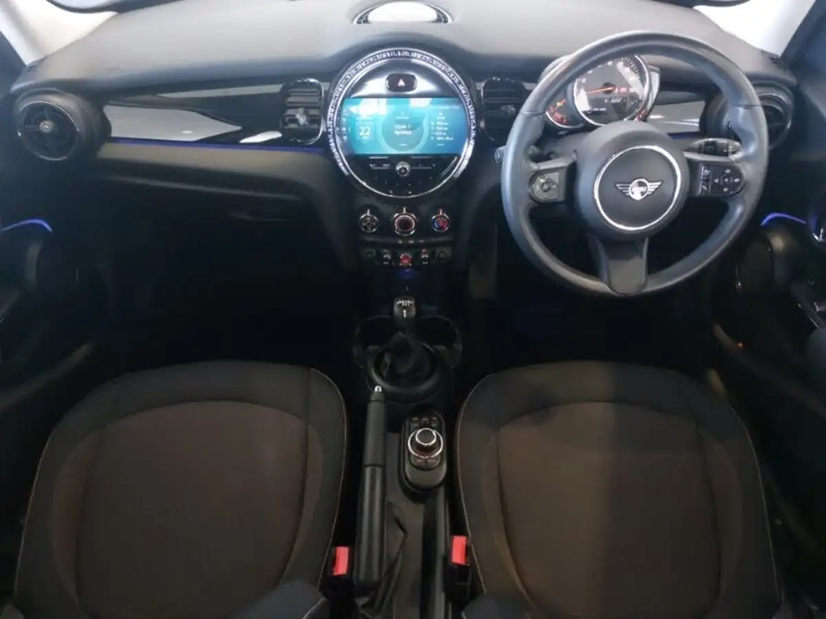 2022-mini-cooper-15-one-classic-comfortnav-plus-5d-big-3