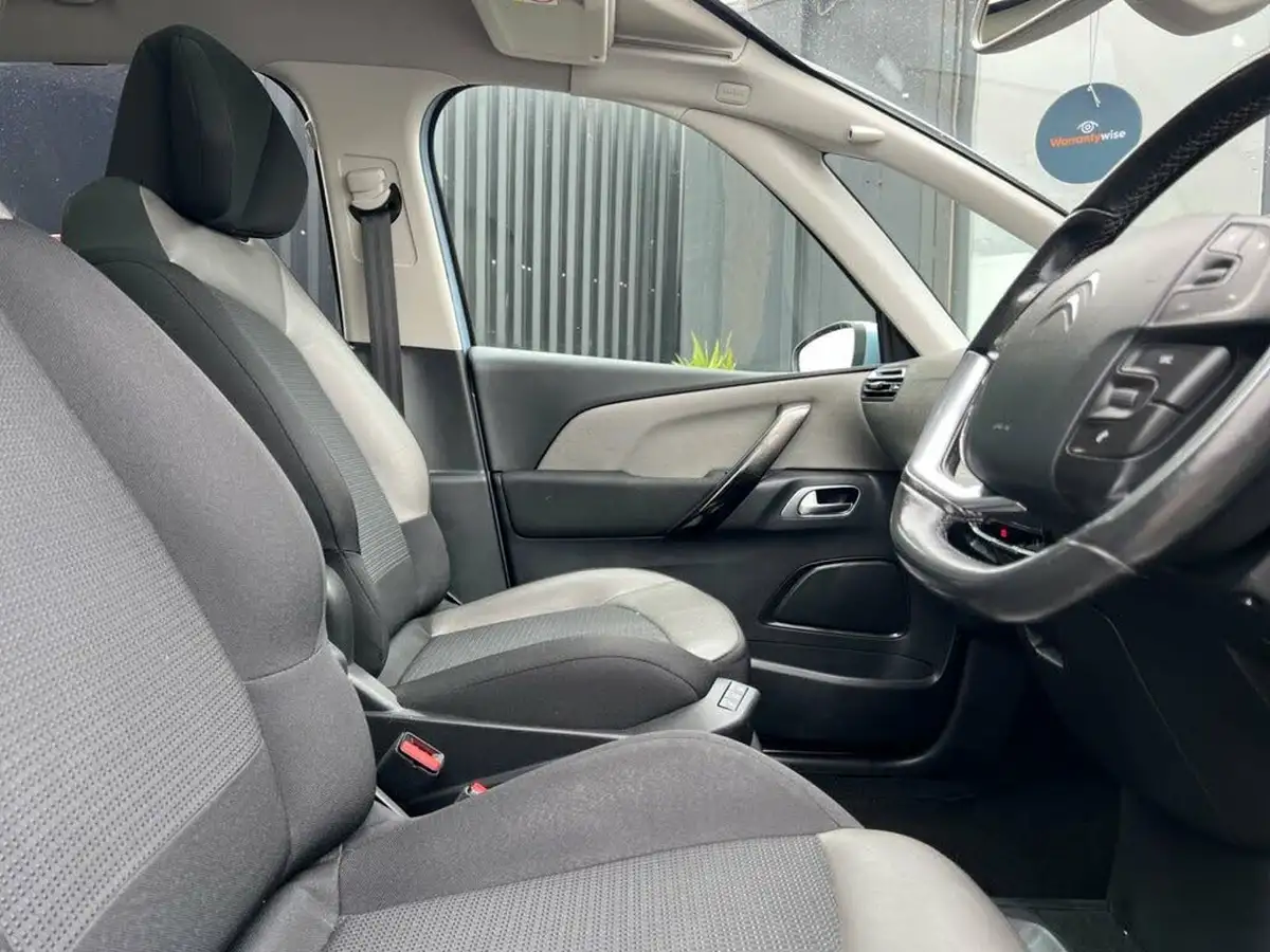 2015-citroen-grand-c4-picasso-16e-hdi-exclusive-etg6-big-14