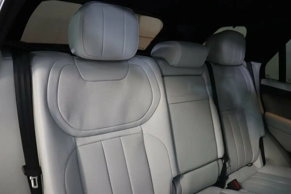 2024-land-rover-range-rover-sport-30-d300-se-big-45