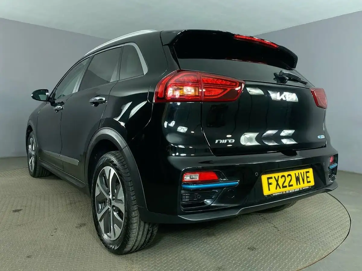 2022-kia-e-niro-ev-4-big-13