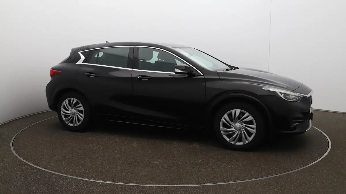2017-infiniti-q30-15d-business-executive-dct-big-37
