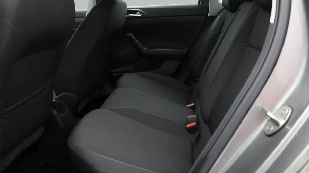 2019-volkswagen-polo-10-tsi-se-ss-big-15