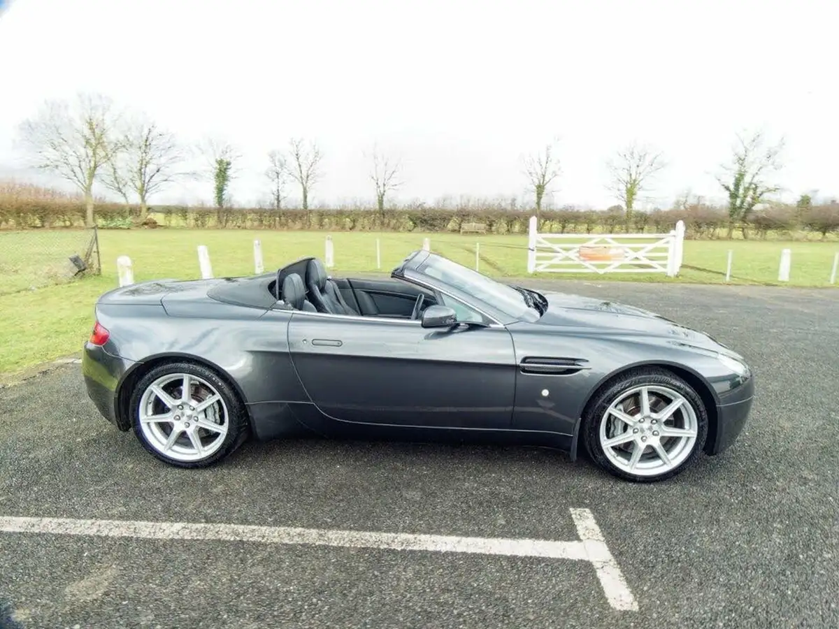 2007-aston-martin-vantage-43-roadster-convertible-big-24