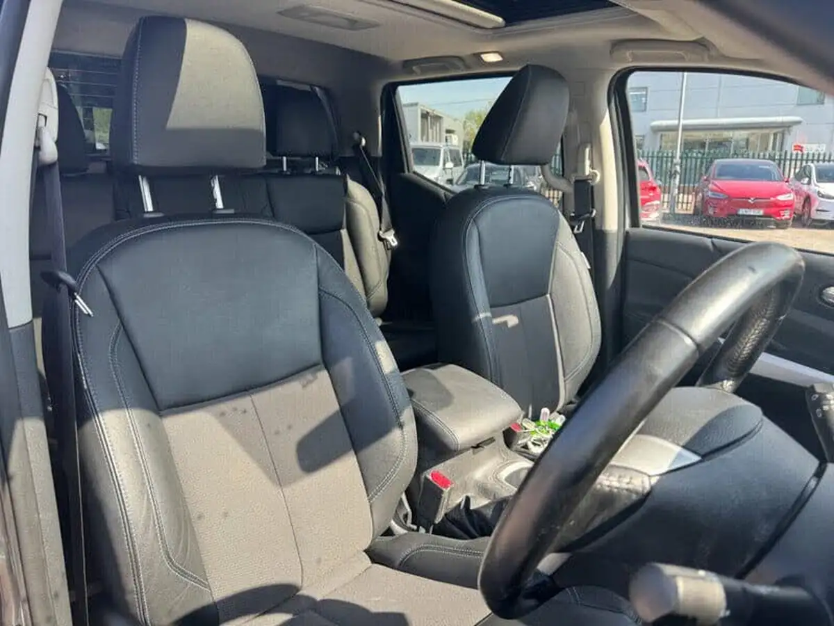 2021-nissan-navara-23dci-tt-n-guard-8-navileathersunroof-auto-big-8