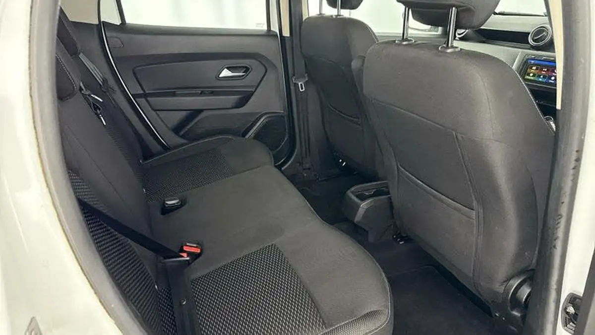 2021-dacia-duster-15dci-comfort-115bhp-blue-station-wagon-5d-big-14