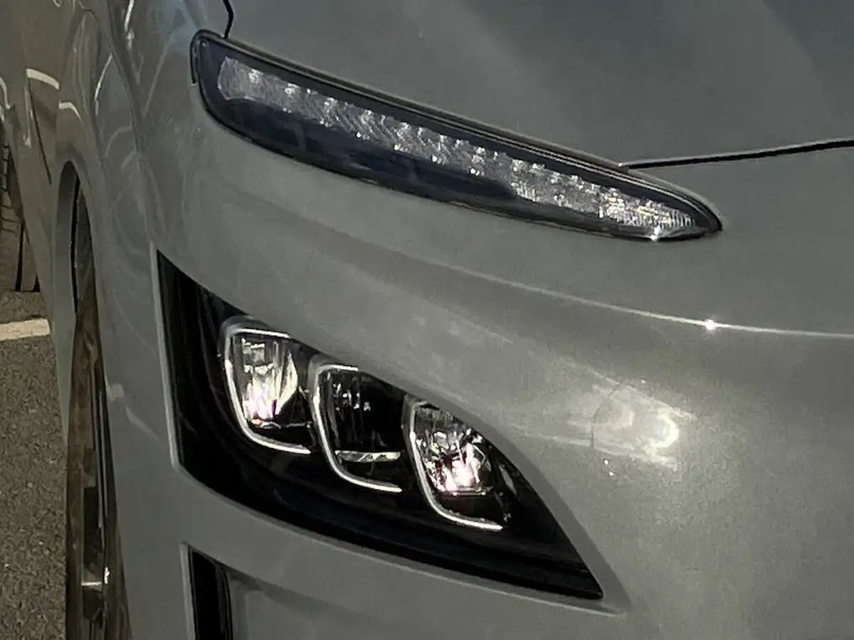 2021-hyundai-kona-e-premium-204ps-64kwh-7kw-obc-big-12