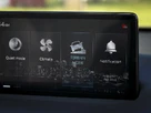 2025-genesis-gv70-22-d-luxury-line-small-12
