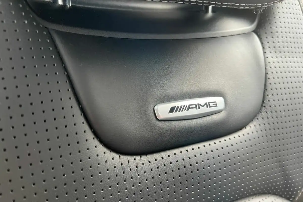2017-mercedes-benz-c-class-40-c63-amg-premiumss-coupe-2d-speedshift-mct-big-38