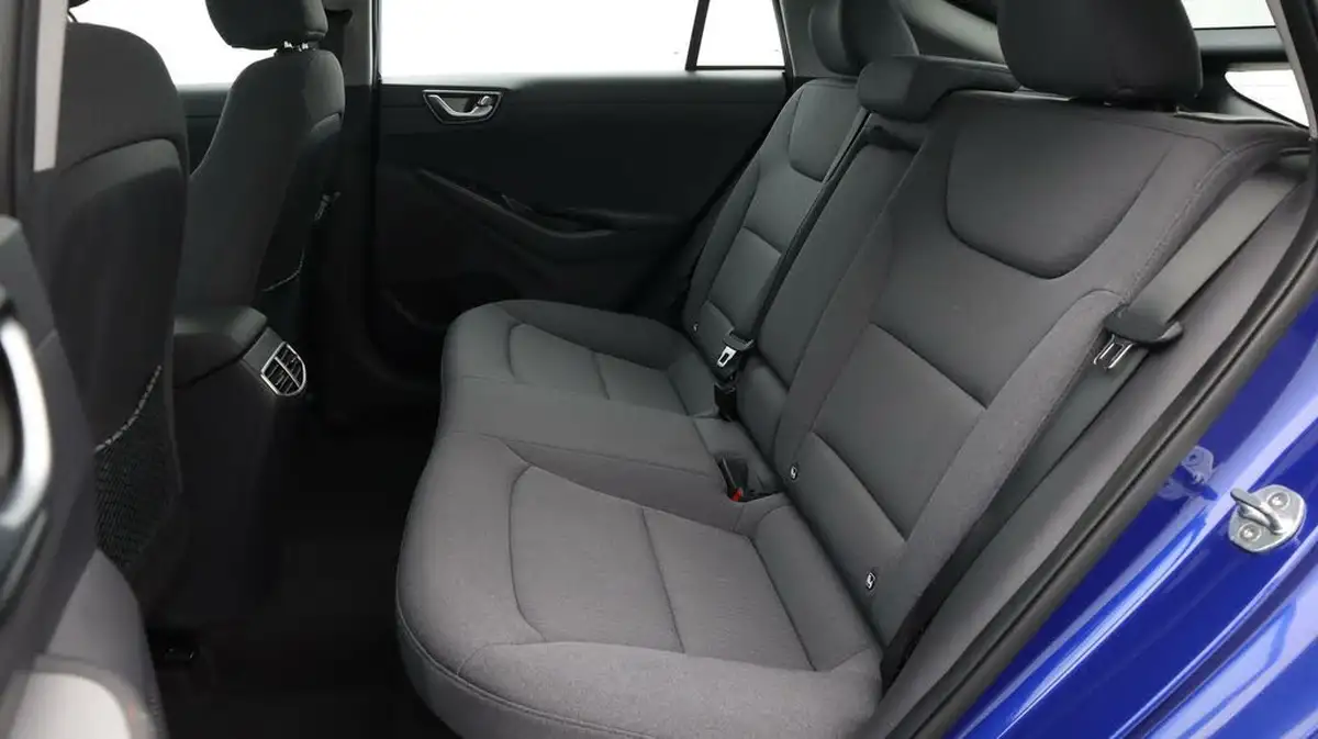 2020-hyundai-ioniq-16-gdi-premium-hybrid-big-15