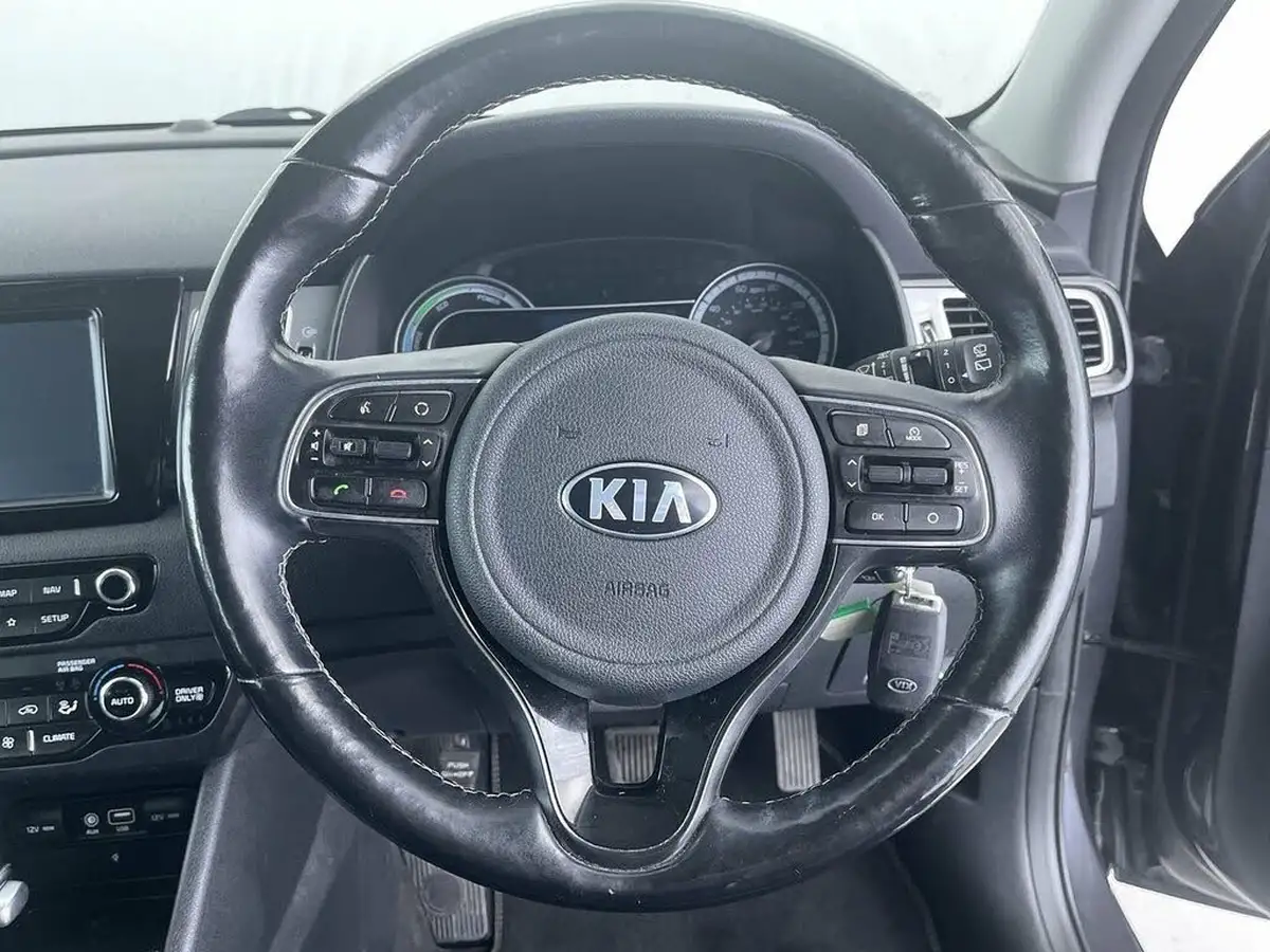 2017-kia-niro-16-gdi-3-156kwh-lithium-ion-big-34
