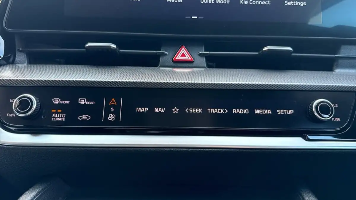 2024-kia-sportage-16-t-gdi-3-157bhp-48v-big-41