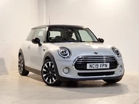 2019 MINI Cooper 1.5 Cooper Exclusive (134bhp) Hatchback 3d Auto