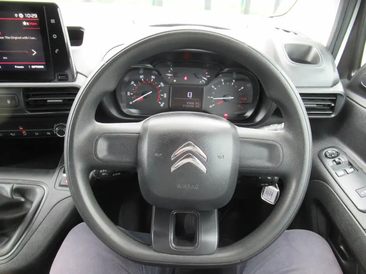 2021-citroen-berlingo-15bluehdi-650-enterprise-ss-big-22