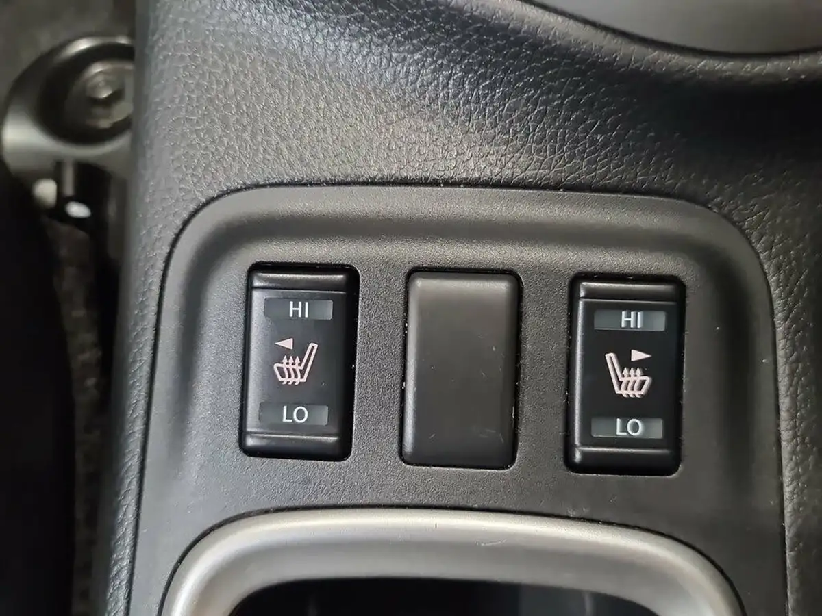 2021-nissan-navara-23dci-tt-n-guard-8-navileathersunroof-auto-big-29