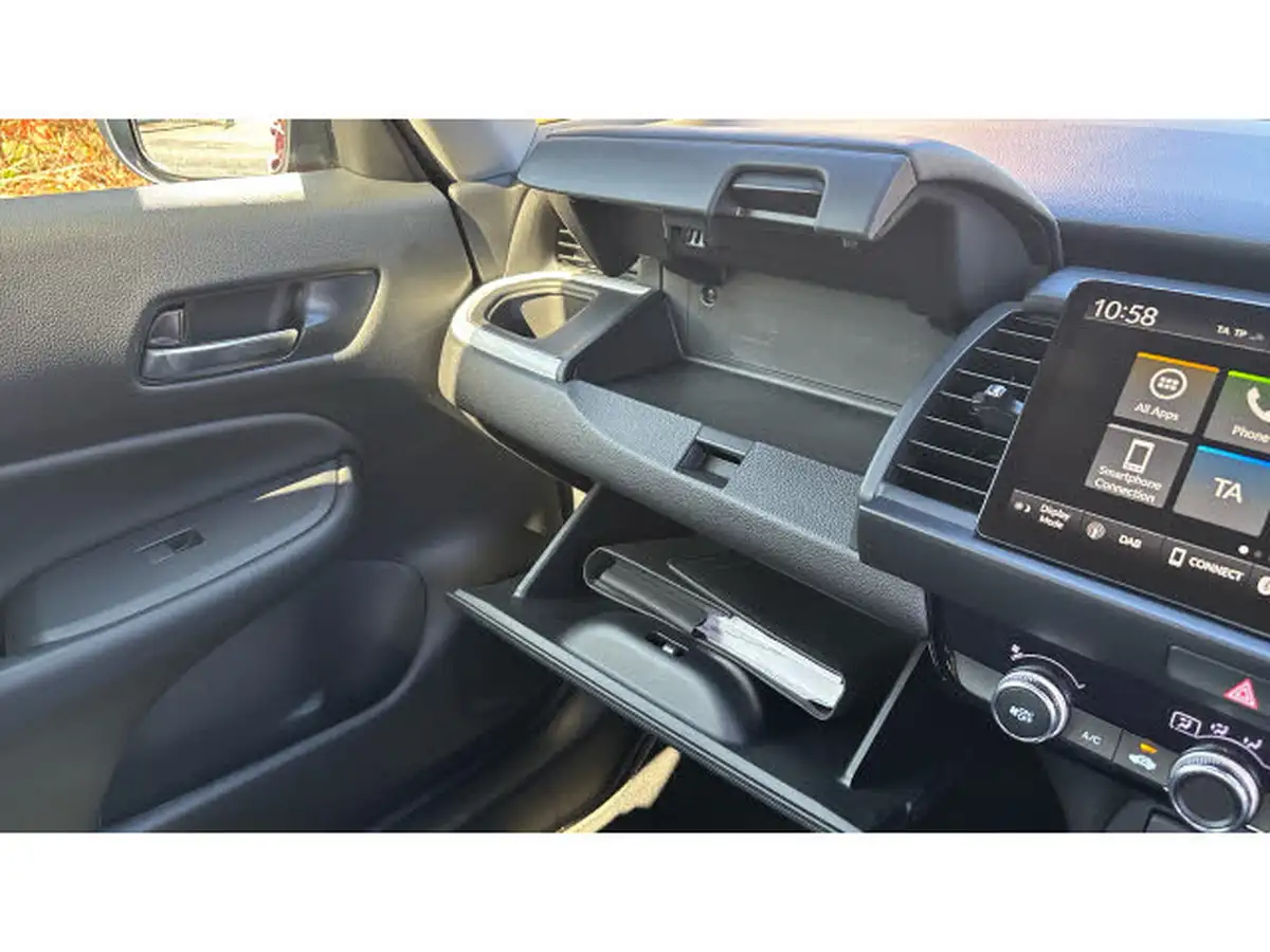 2022-honda-jazz-15-i-mmd-sr-109ps-big-38