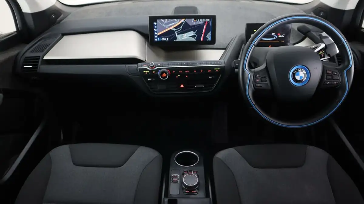 2022-bmw-i3-e-120-ah-big-13